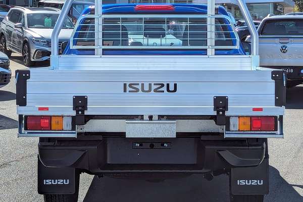 2025 Isuzu D-MAX SX 4X4