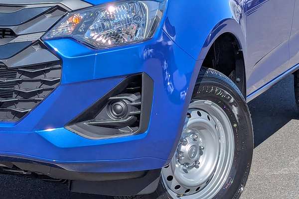 2025 Isuzu D-MAX SX 4X4