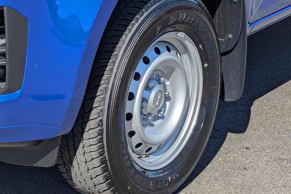 2025 Isuzu D-MAX SX 4X4