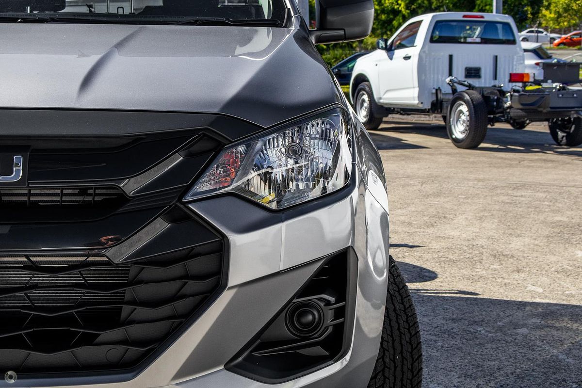 2025 Isuzu D-MAX SX 4X4