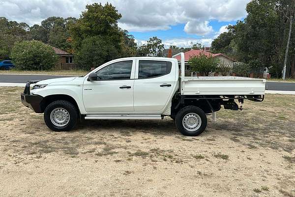 2021 Mitsubishi Triton GLX ADAS MR 4X4