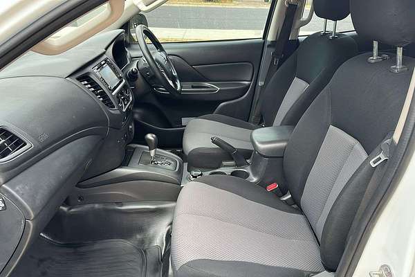 2021 Mitsubishi Triton GLX ADAS MR 4X4