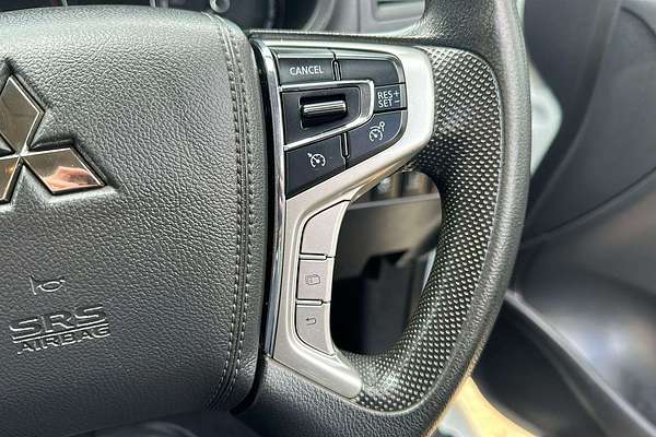 2021 Mitsubishi Triton GLX ADAS MR 4X4