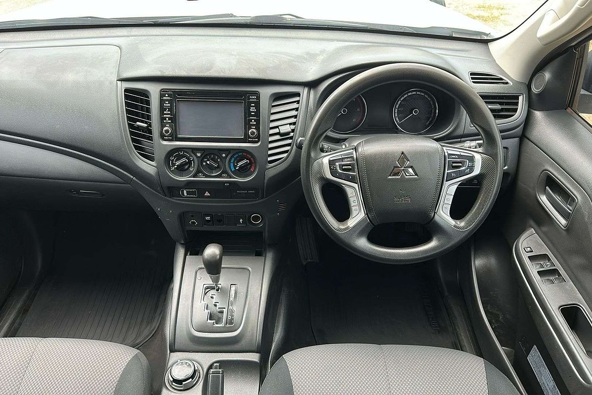 2021 Mitsubishi Triton GLX ADAS MR 4X4