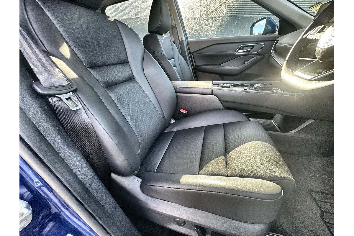 2025 Nissan X-TRAIL ST-L e-POWER T33