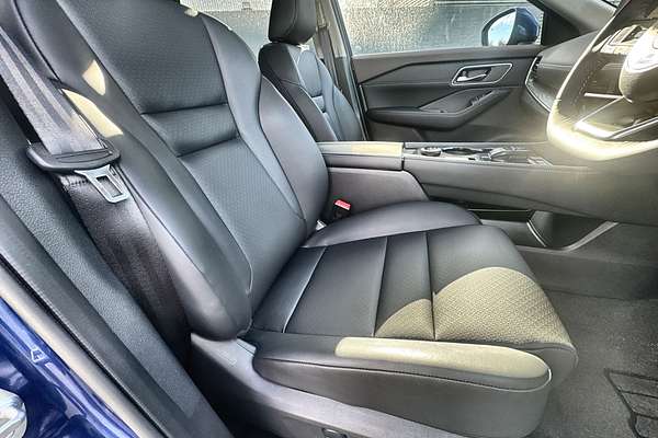 2025 Nissan X-TRAIL ST-L e-POWER T33