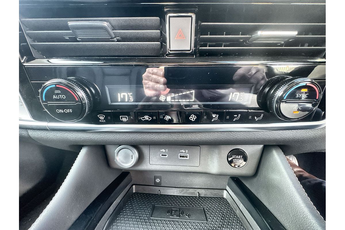 2025 Nissan X-TRAIL ST-L e-POWER T33