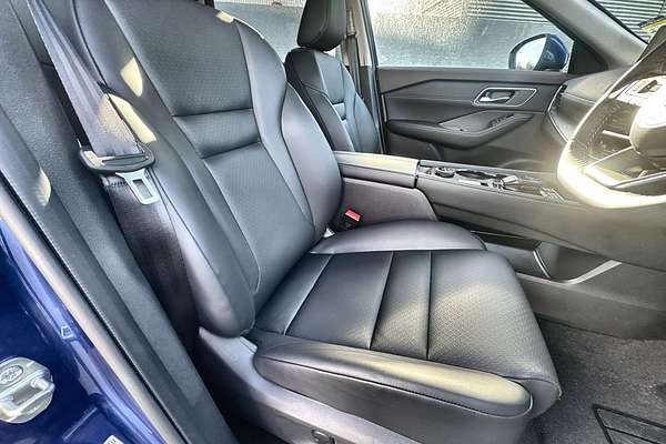 2025 Nissan X-TRAIL ST-L e-POWER T33