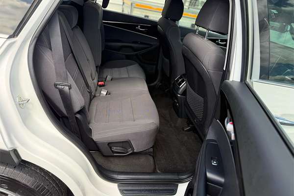 2018 Kia Sorento Si UM