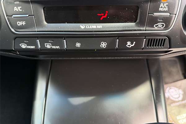 2018 Kia Sorento Si UM