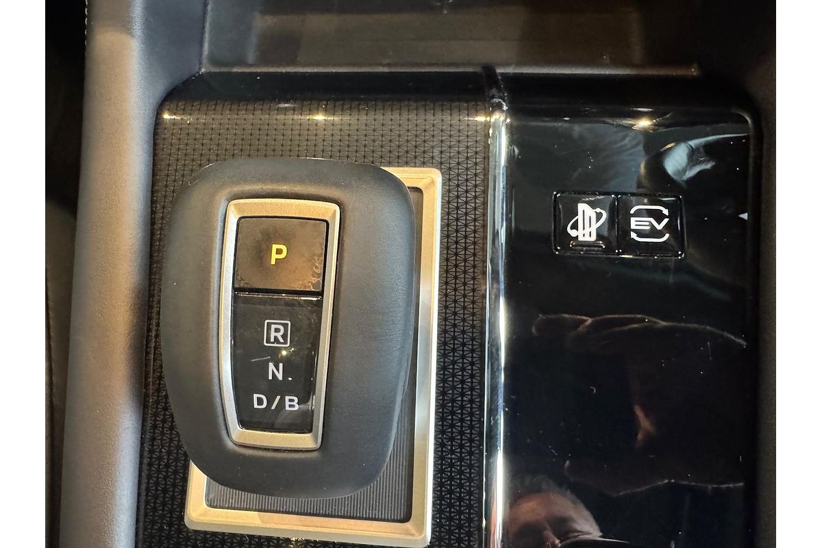 2024 Mitsubishi Outlander PHEV GSR ZM