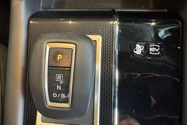 2024 Mitsubishi Outlander PHEV GSR ZM