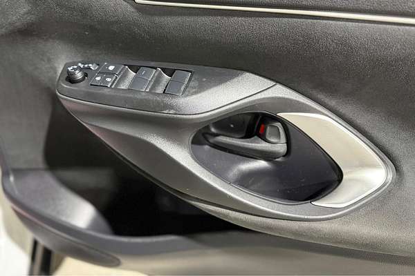 2023 Toyota Yaris Cross GX MXPB10R