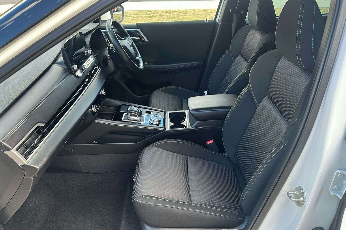 2022 Mitsubishi Outlander LS ZM