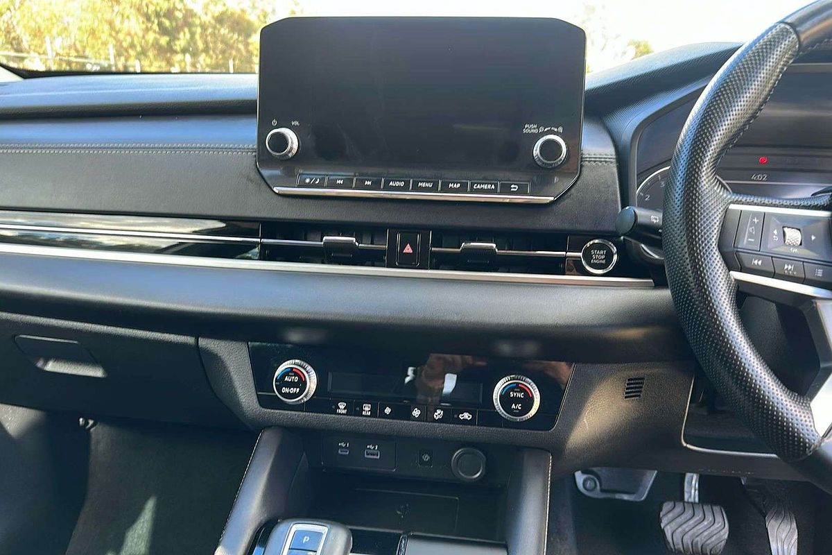 2022 Mitsubishi Outlander LS ZM