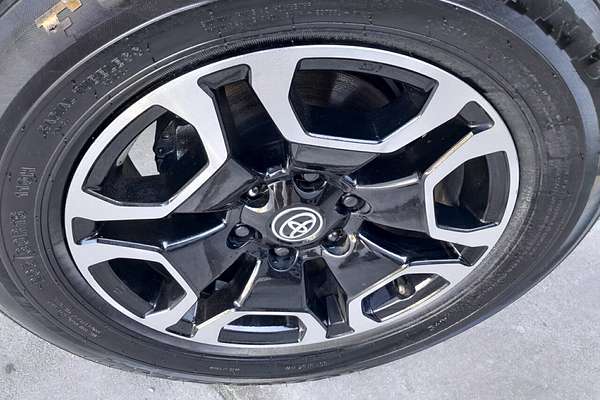 2016 Toyota Hilux SR GUN126R 4X4