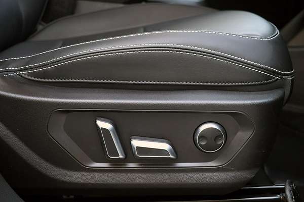 2024 GWM Haval H6 Lux B01