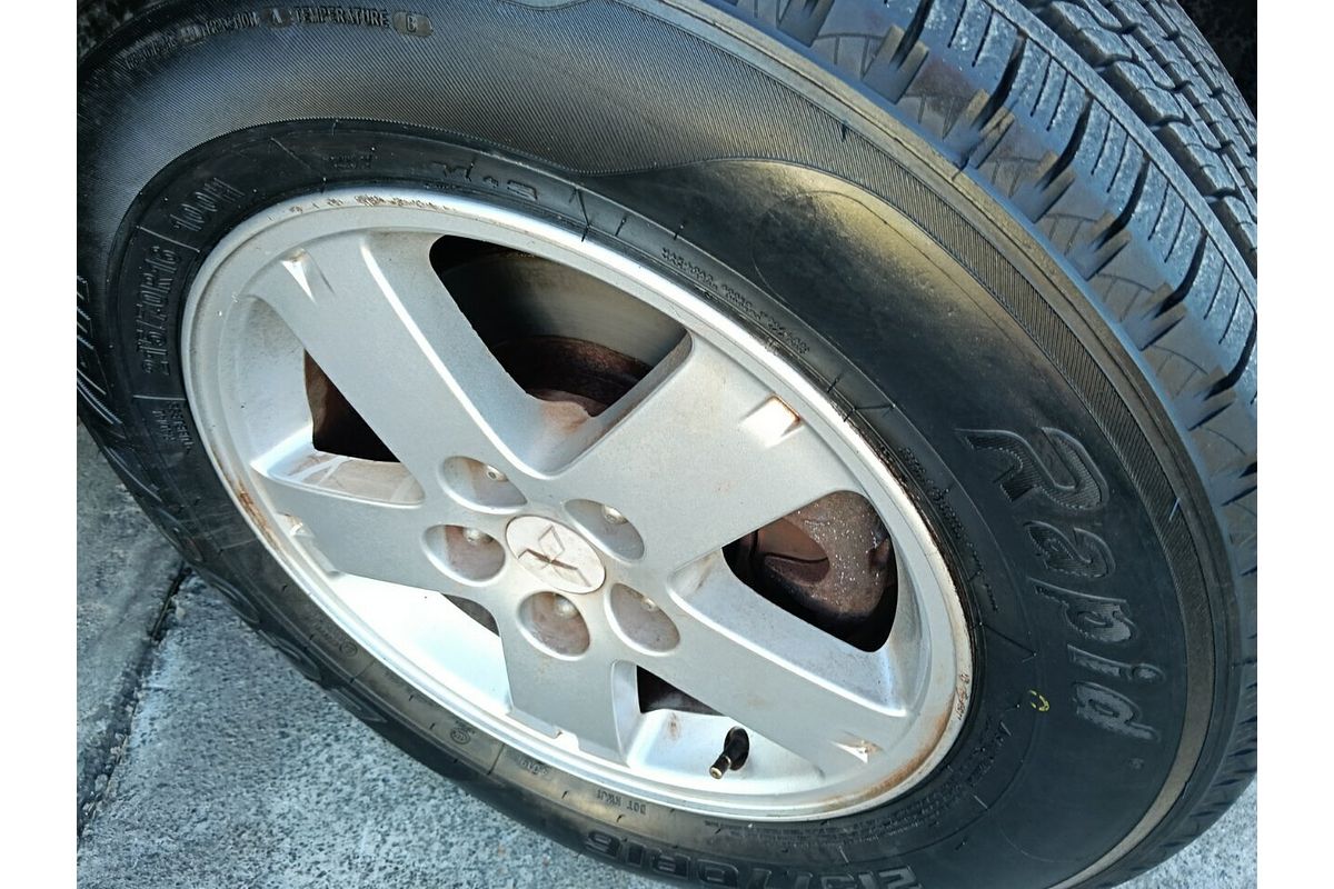 2009 Mitsubishi Outlander LS ZH