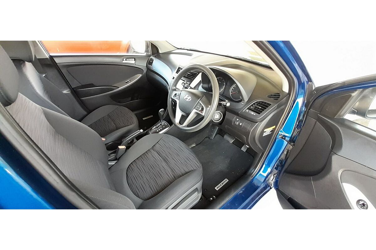 2016 Hyundai Accent Active RB4