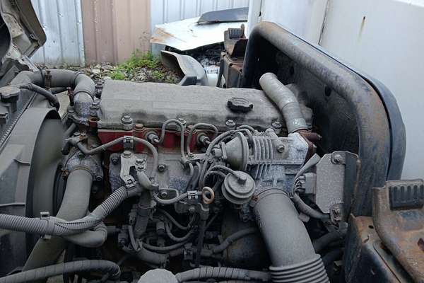 2000 Hino DUTRO 3 Medium 4x2