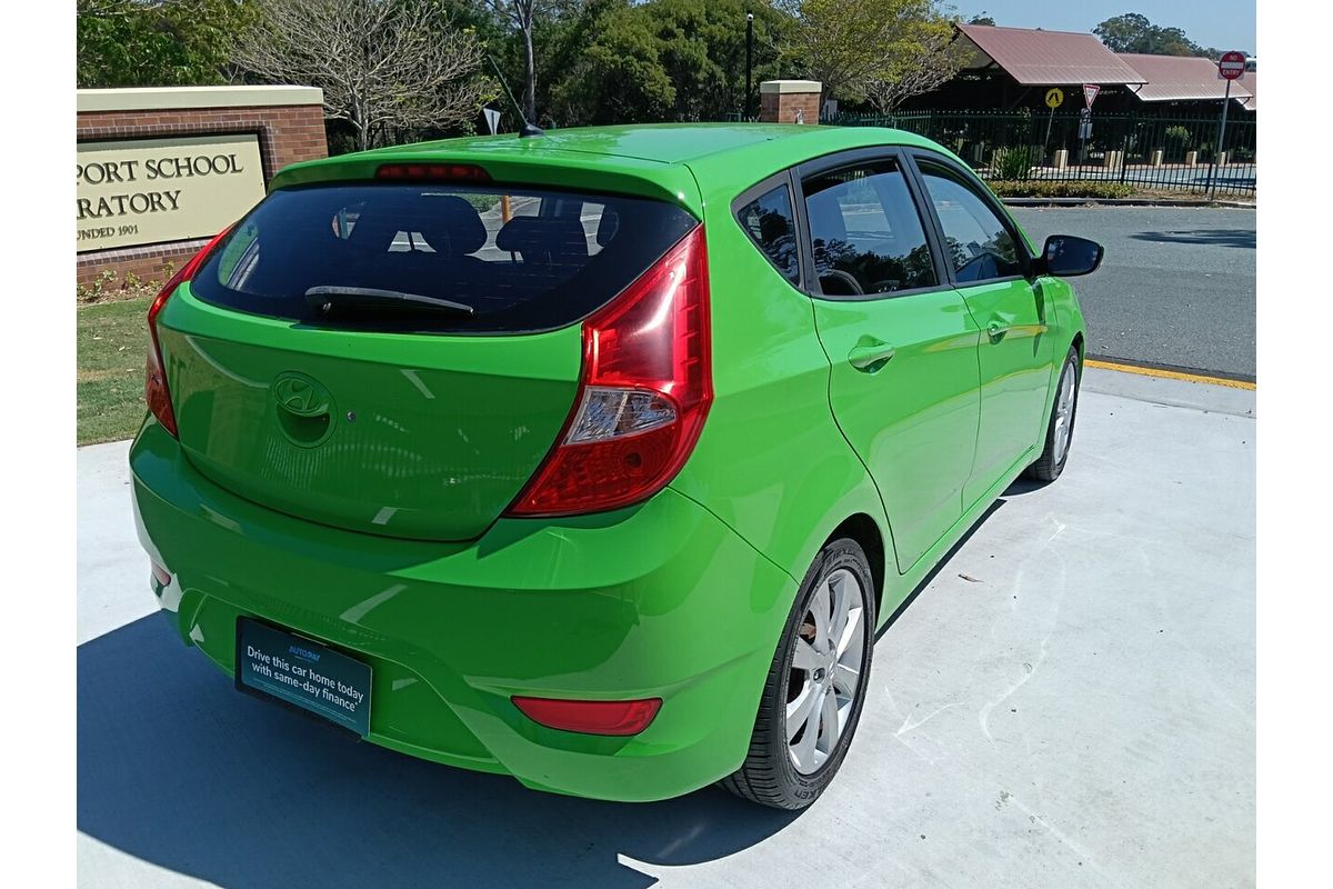 2012 Hyundai Accent Premium RB