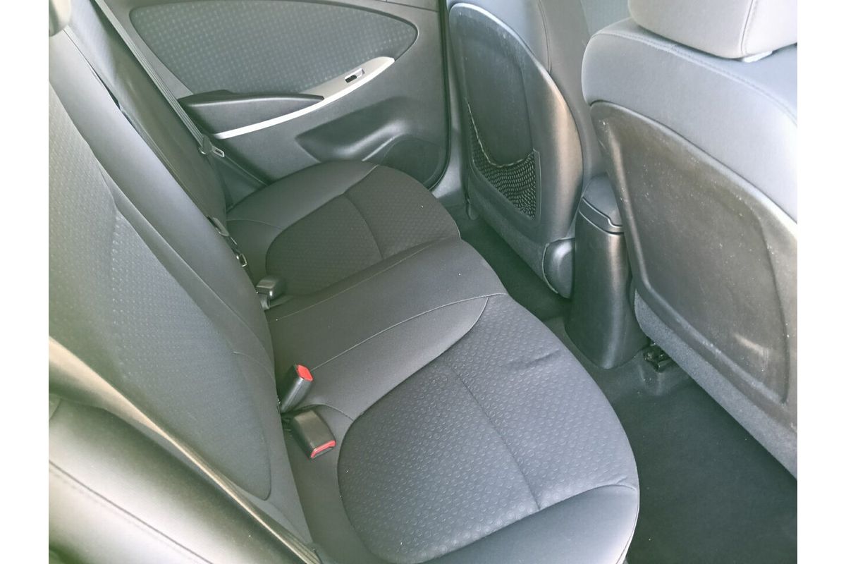 2012 Hyundai Accent Premium RB