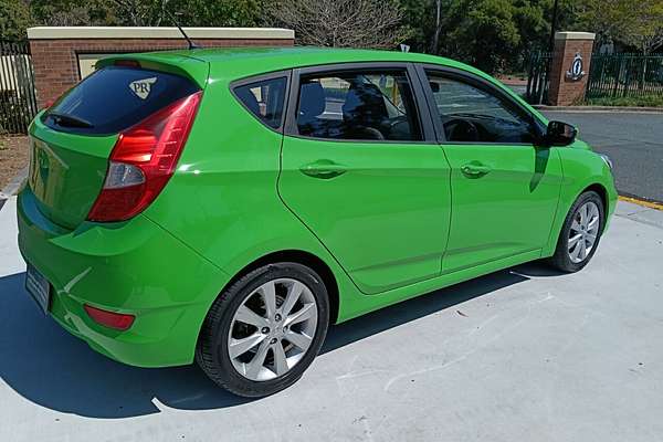 2012 Hyundai Accent Premium RB