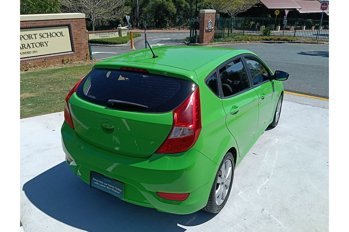2012 Hyundai Accent Premium RB