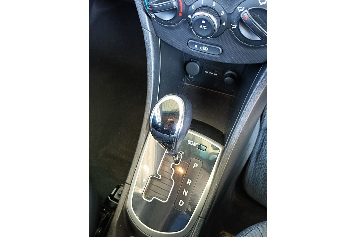 2012 Hyundai Accent Premium RB