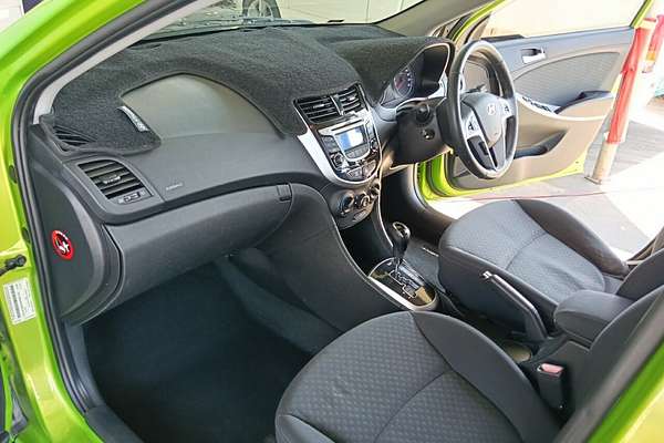 2012 Hyundai Accent Premium RB