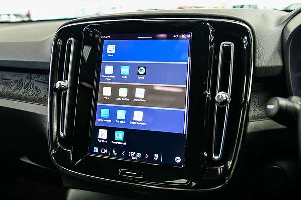 2023 Volvo XC40 Recharge Pure Electric