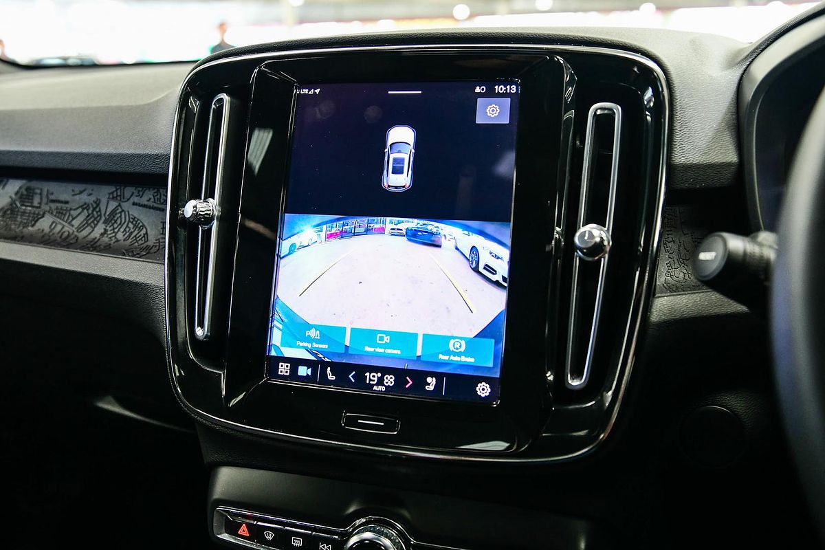 2023 Volvo XC40 Recharge Pure Electric