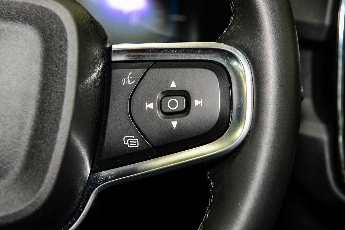 2023 Volvo XC40 Recharge Pure Electric