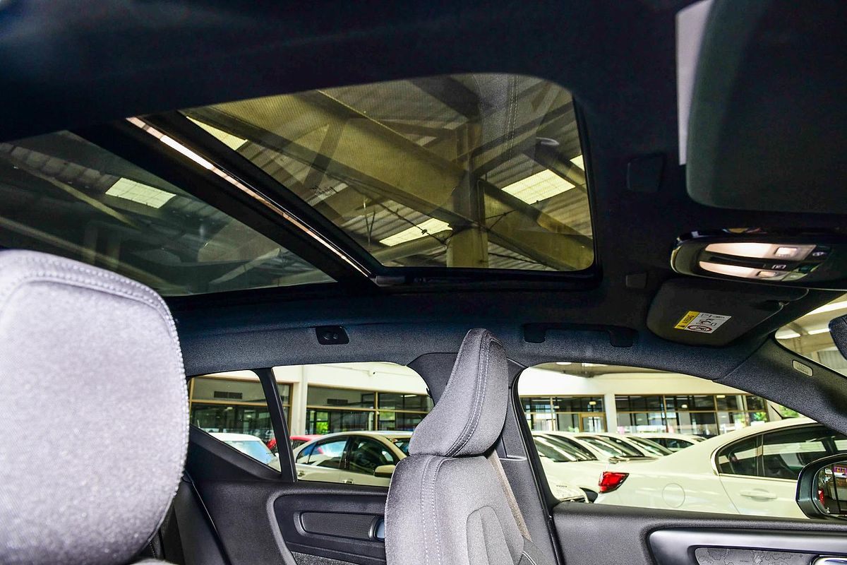 2023 Volvo XC40 Recharge Pure Electric