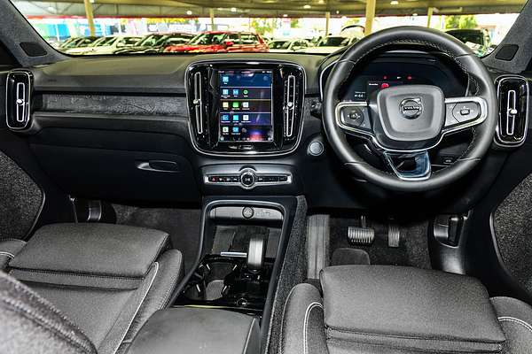 2023 Volvo XC40 Recharge Pure Electric