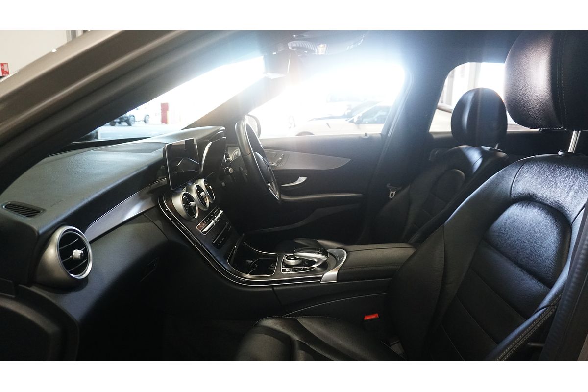 2021 Mercedes-Benz C-Class C300 W205