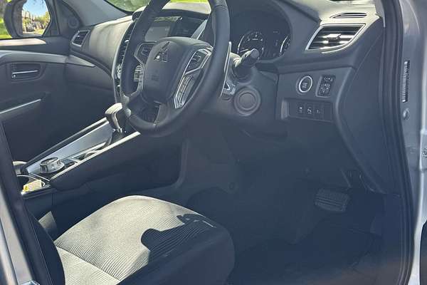 2024 Mitsubishi Pajero Sport GLS QF