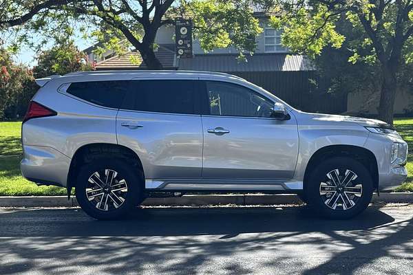 2024 Mitsubishi Pajero Sport GLS QF
