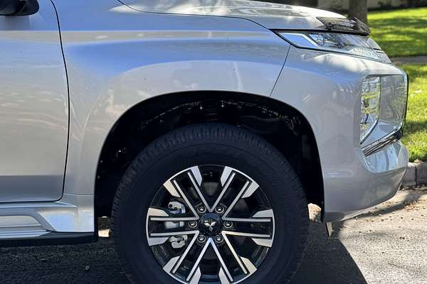 2024 Mitsubishi Pajero Sport GLS QF