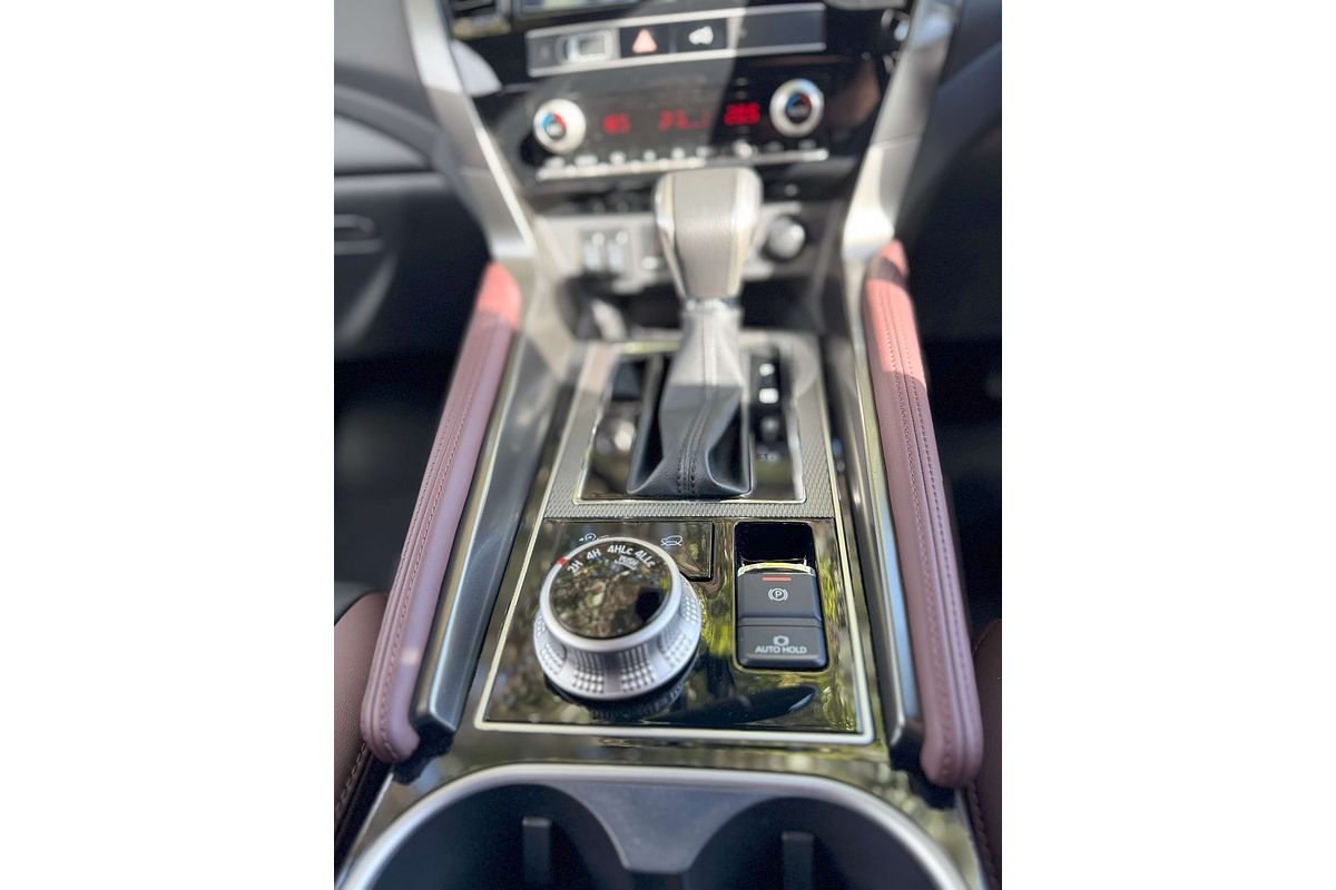 2024 Mitsubishi Pajero Sport GSR QG