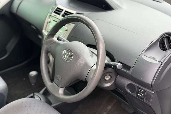 2011 Toyota Yaris YR NCP90R