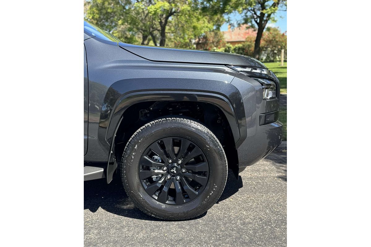 2025 Mitsubishi Triton GSR MV 4X4