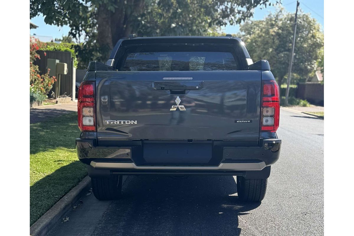 2025 Mitsubishi Triton GSR MV 4X4