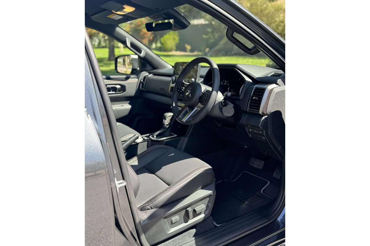 2025 Mitsubishi Triton GSR MV 4X4