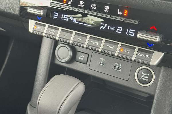 2025 Mitsubishi Triton GSR MV 4X4