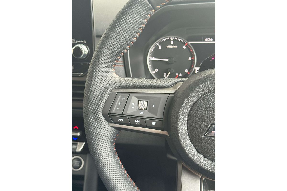 2025 Mitsubishi Triton GSR MV 4X4