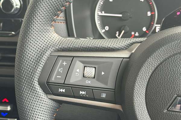 2025 Mitsubishi Triton GSR MV 4X4