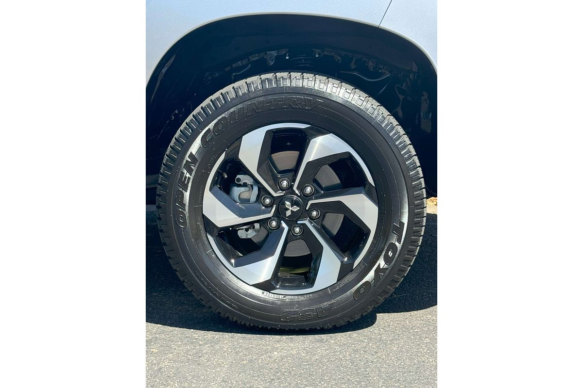 2025 Mitsubishi Pajero Sport GLS QG