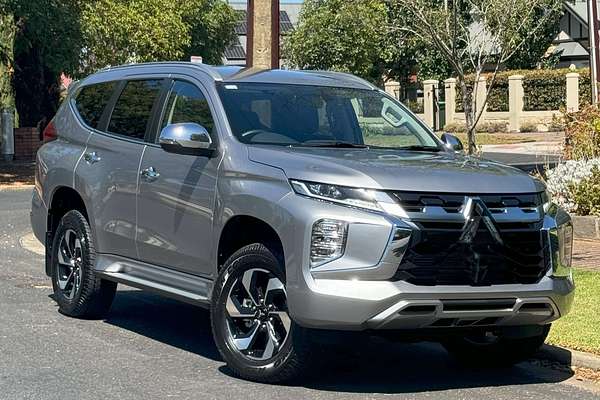 2025 Mitsubishi Pajero Sport GLS QG
