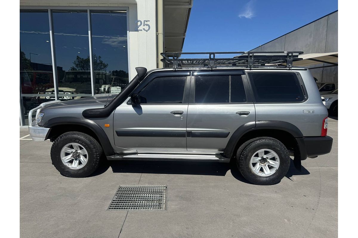 2004 Nissan Patrol ST GU III